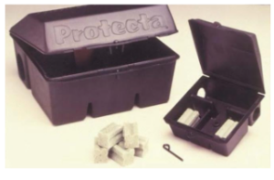 Bait station for rodent control